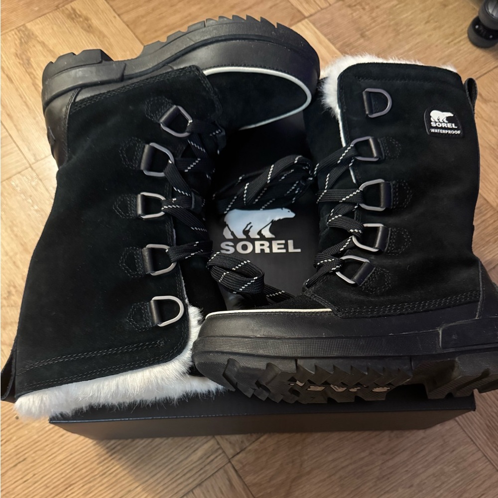 Sorel Black Waterproof Boots with White Fur Trim